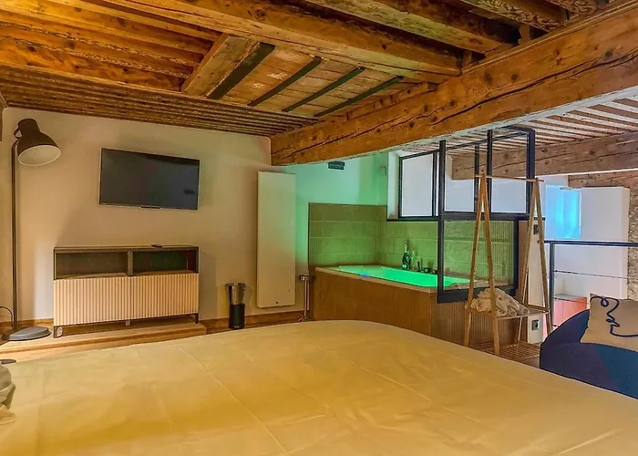 Le Refuge De La Bastille - Jacuzzi Apartamento